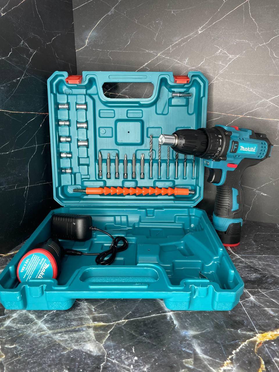 Шуруповерт Makita 18V